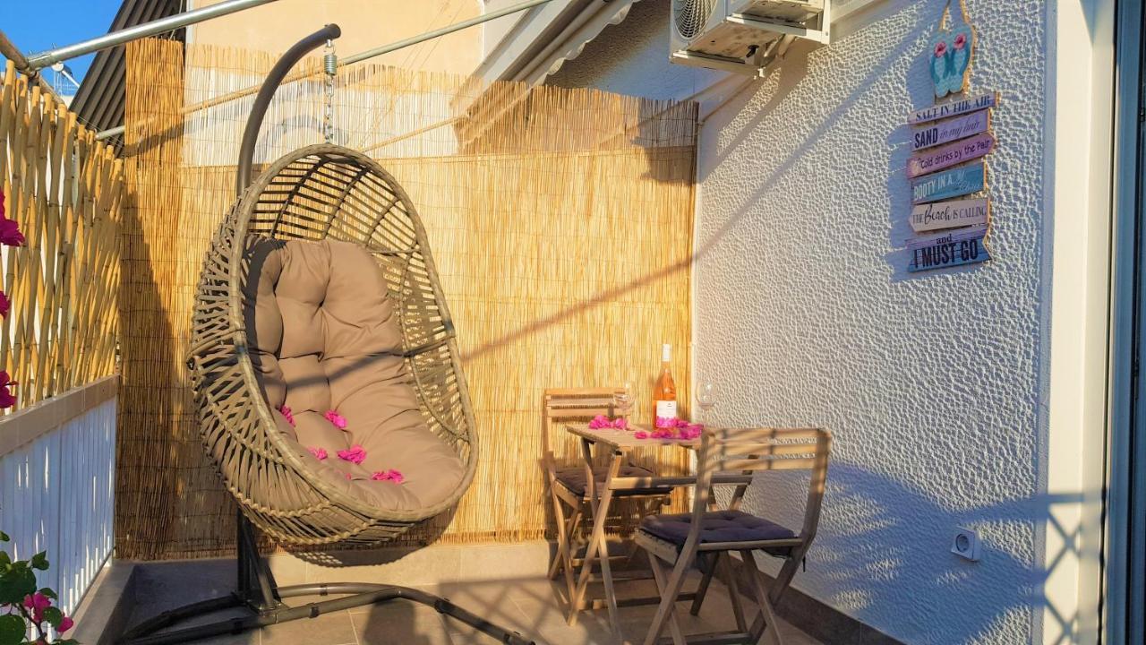 Apartamento Wow Penthouse Boutique In The Heart Of Historical Center Atenas Exterior foto