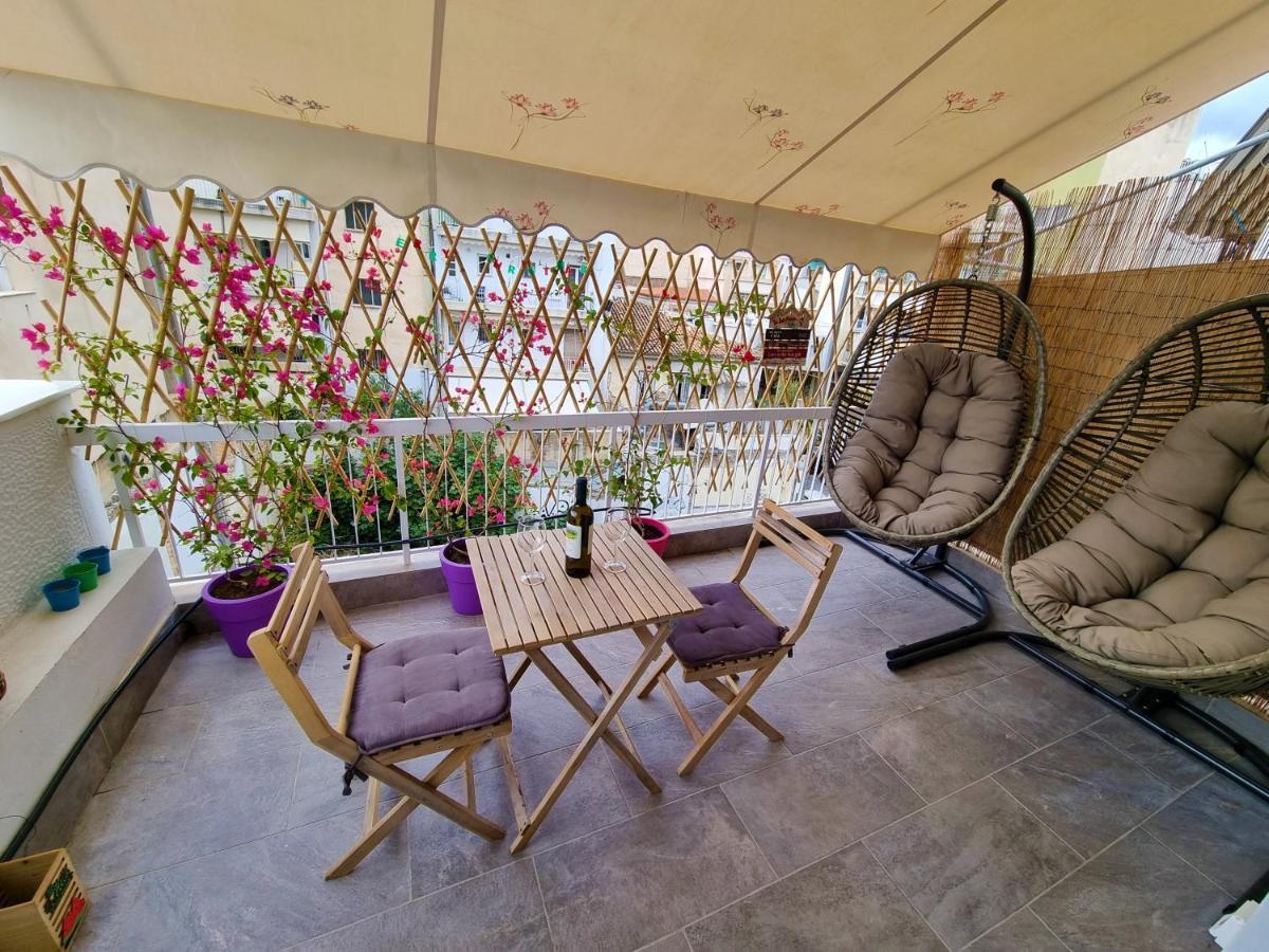 Apartamento Wow Penthouse Boutique In The Heart Of Historical Center Atenas Exterior foto